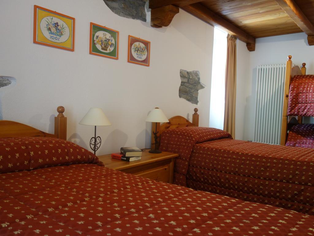 Auberge Lou Creton Di Lui Hostel Pontboset Εξωτερικό φωτογραφία